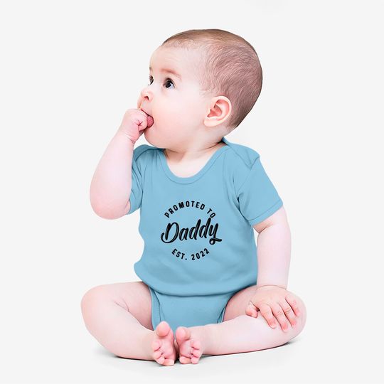 Promoted To Daddy 2022 Trucker Hat Funny New Baby Family Graphic Tee