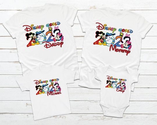 Personalized Disney 2022 Family Vacation  T-Shirt